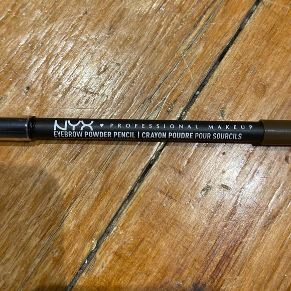 NYX Eyebrow Powder Pencil - Espresso - Picture 2 of 6